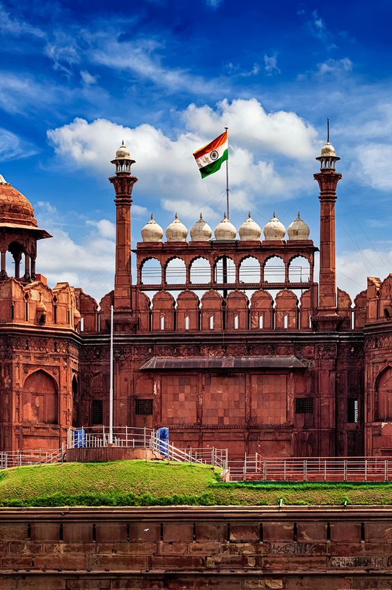 From KlickPin CF Best Time To Visit India When To Travel To India Bookmundi Travel India Beautiful Places Red Fort India Travel Places